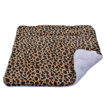 Load image into Gallery viewer, Winter Dog Bed Blanket